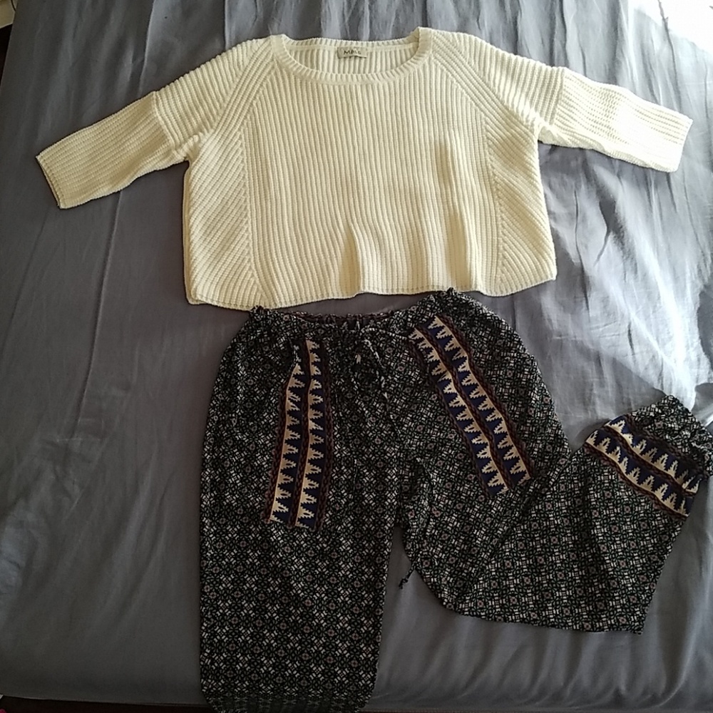 Knit sweater